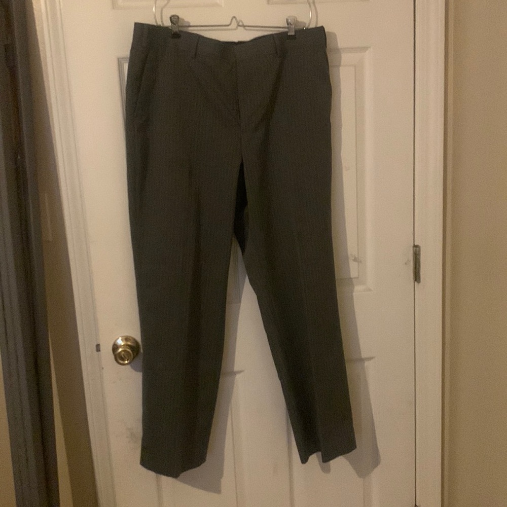 APT9 men’s pinstripe dress pants